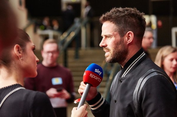 股票配资配资配资 小雷谈热刺保级：德泽尔比确实是名出色的教练，但他的战术很冒险